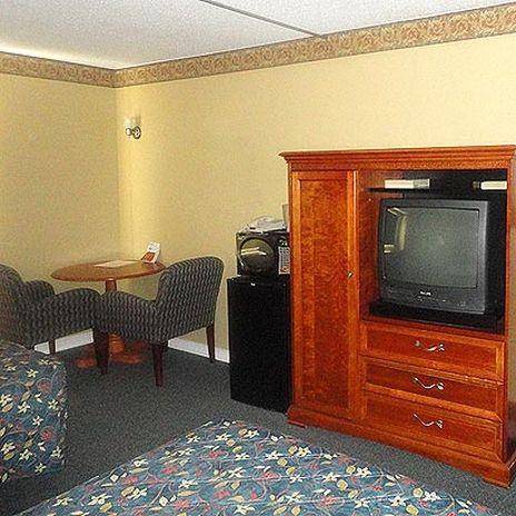 Days Inn By Wyndham West Branch Iowa City Area Pokój zdjęcie
